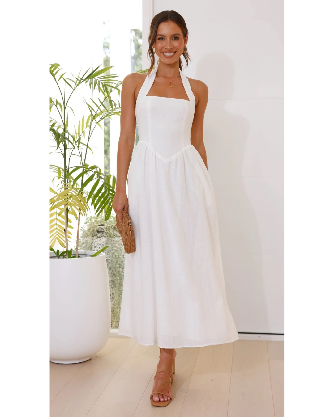 Summer Elegance Dress – Backless & Waist-Tied